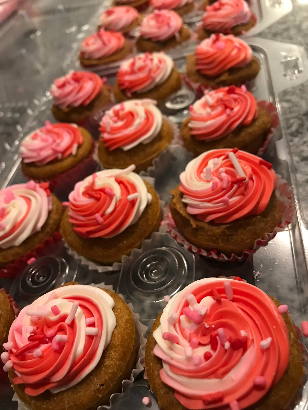 Valentines Mini Pupcakes